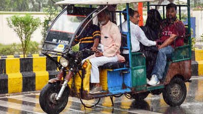 Photo credit: ANI Govt pulls plug on Chinese apps used to stop e-rickshaws