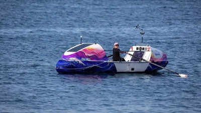 Kelsey Pfendler Meet Kelsey Pfendler, the 32-year-old who spent 43 days alone at sea, becoming the first American woman to row solo from California to Hawaii across a 2,400-mile stretch of ocean