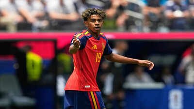Spain's Lamine Yamal (AP Photo) 'New York, we're coming for you': Lamine Yamal sends Spain World Cup final warning after France masterclass
