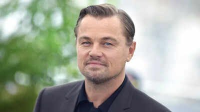 Leonardo DiCaprio left a staggering 50,000 Euro tip bringing the waiter to tears in France Leonardo DiCaprio once left a €50,000 tip for a waiter in France, a gesture that brought the server to tears