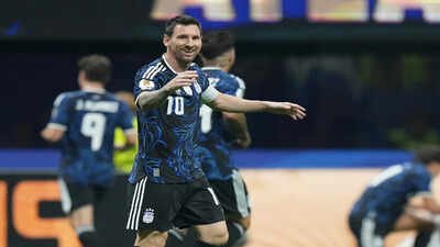 Argentina's Lionel Messi (10) reacts during the World Cup semifinal soccer match between England and Argentina in Atlanta, Wednesday, July 15, 2026. (AP Photo/Stephanie Scarbrough) OFFSIDE | Messi magic and tactical panic: How England engineered their own downfall against Argentina in World Cup semi-final