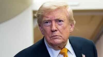 Sanctions and trade experts say it would establish a new precedent by allowing future presidents to use secondary tariffs to target entire countries. (AP photo) Tough road for Trump: Why sanctions Bill for tariffs on Russian oil buyers may fail House test