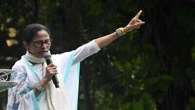Mamata passes Martyrs' Day street test; marathon begins now