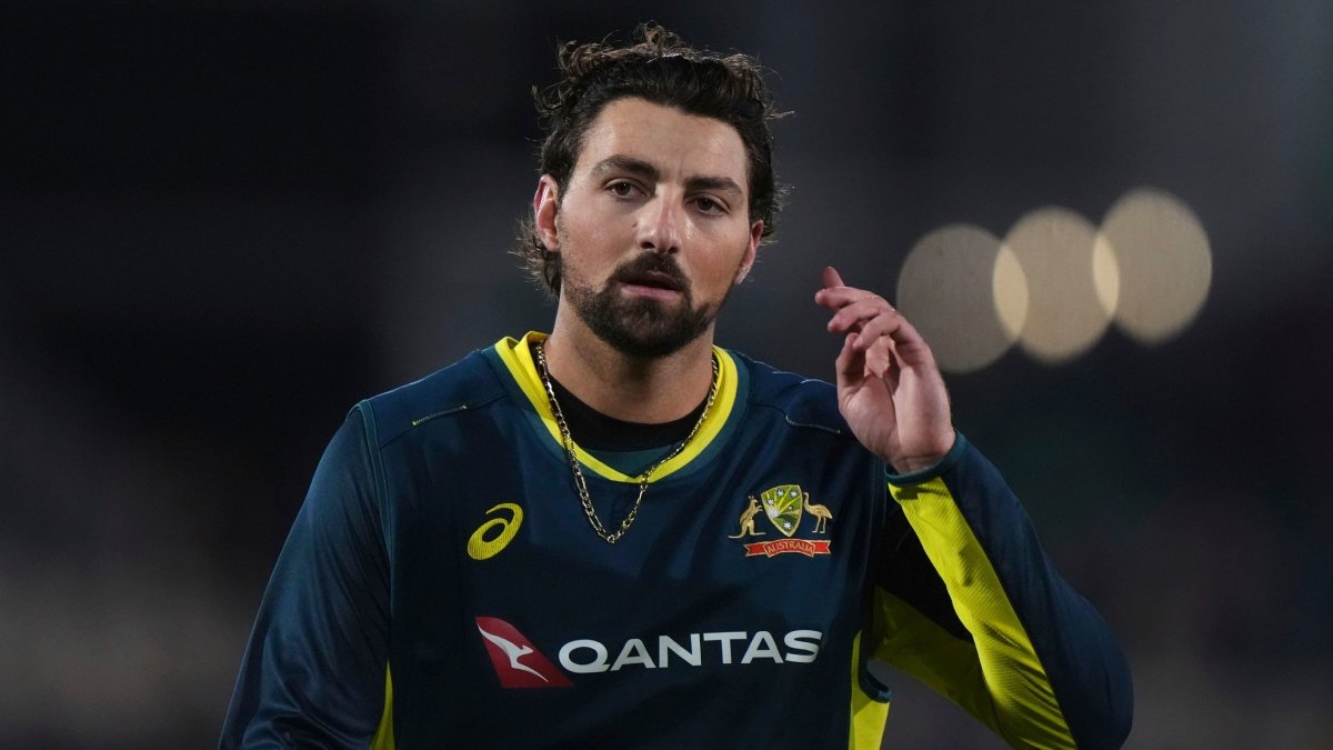 Players Who Represented Two Countries in T20Is Cricket – Complete List