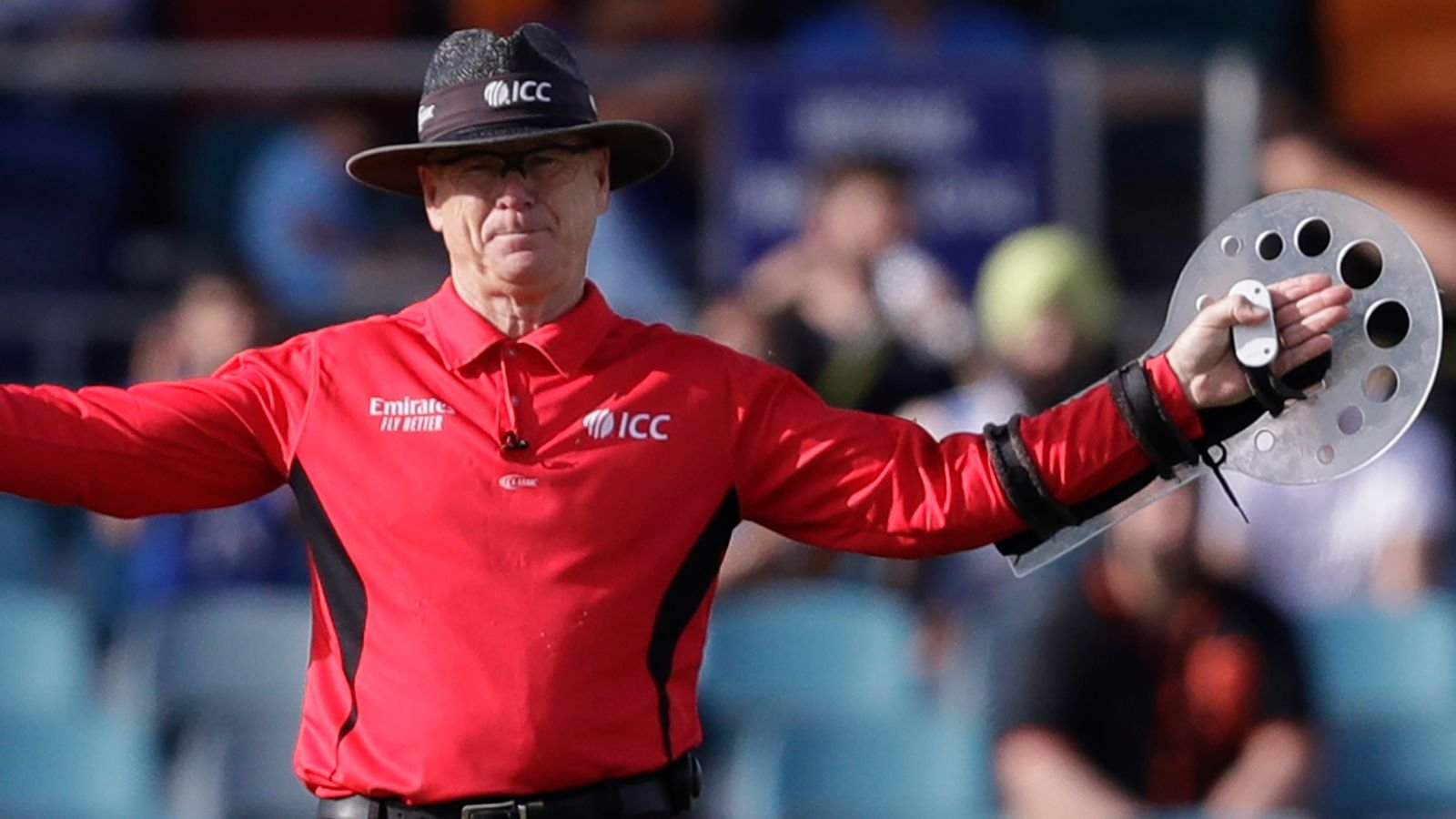 What Technology Do Cricket Umpires Use? Complete Guide to DRS and Decision-Making