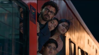 Venkatesh and Srinidhi Shetty play the leads in Trivikram Srinivas' Adarsha Kutumbam. Venkatesh and Srinidhi Shetty play the leads in Trivikram Srinivas' Adarsha Kutumbam.