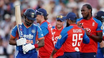 England's Jofra Archer celebrates with teammates after taking the wicket of India's Shreyas Iyer. (Action Images via Reuters) England's Jofra Archer celebrates with teammates after taking the wicket of India's Shreyas Iyer. (Action Images via Reuters)