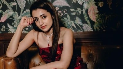 Trisha Krishnan seems to have had a bad shopping experience recently. Trisha Krishnan seems to have had a bad shopping experience recently.