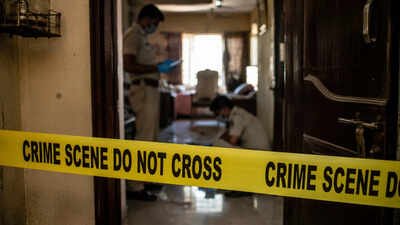 A decomposed body was found in a locked Dombivli flat after neighbours noticed a foul smell (AI-generated image used for representational purposes) Locked flat, decomposed body, confession voicemail: Thane couple booked for murdering woman’s lover