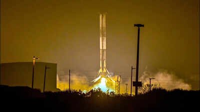 The first version of Falcon 9, launched in 2010, reportedly brought the cost of reaching orbit down by 85 per cent (Photo: Reuters). Can China’s electric rocket launcher make Elon Musk’s chemical rockets obsolete?