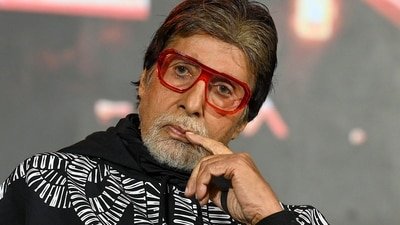 Amitabh Bachchan often takes to his blog to offer his candid comments. Amitabh Bachchan often takes to his blog to offer his candid comments.