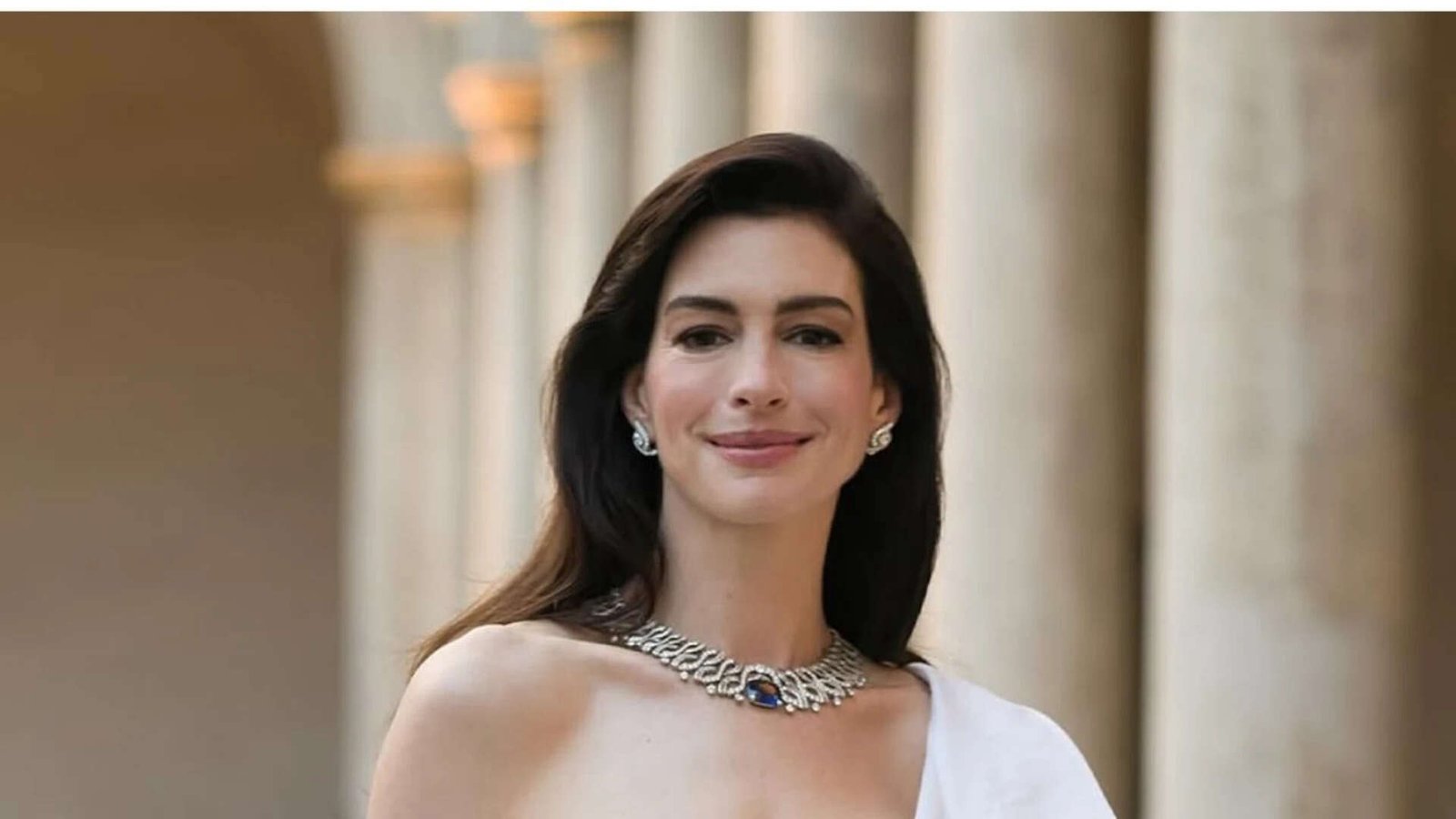 Anne Hathaway feared she said 'something in space'