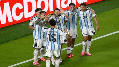 Argentina's Lionel Messi (10) celebrates with teammates (AP Photo) 'Spain will win easily': Ronaldo makes bold Argentina prediction before World Cup final