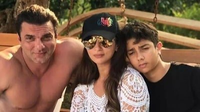 Sohail Khan talks about divorce from Seema Sajdeh. Sohail Khan talks about divorce from Seema Sajdeh.
