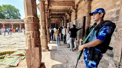Adjacent place not being allocated, Muslim side alleges in Bhojshala hearing (Credit: PTI) Bhojshala hearing: 2 Friday namaz missed, adjacent place not being allocated, Muslim side alleges