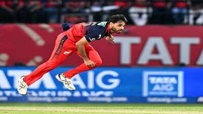 Bhuvneshwar Kumar (ANI Photo) 'Why not?': Ashwin makes strong case for Bhuvneshwar Kumar's India comeback ahead of 2027 World Cup