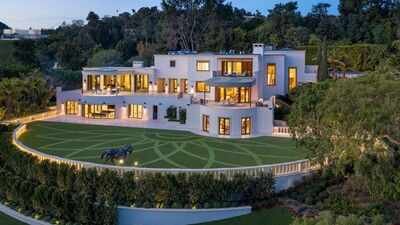 Billionaire Steve Wynn spent five years trying to sell his 27,000-square-foot Beverly Hills estate; the $135 million property finally sold for $47.75 million