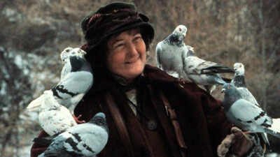 Brenda Bricker, who was best known for My Left Foot and Home Alone 2 has passed away. She left for her heavenly abode on July 16 in Dublin.. Oscar-winning actress and ‘Home Alone 2’ star Brenda Fricker passes away in Dublin at 81