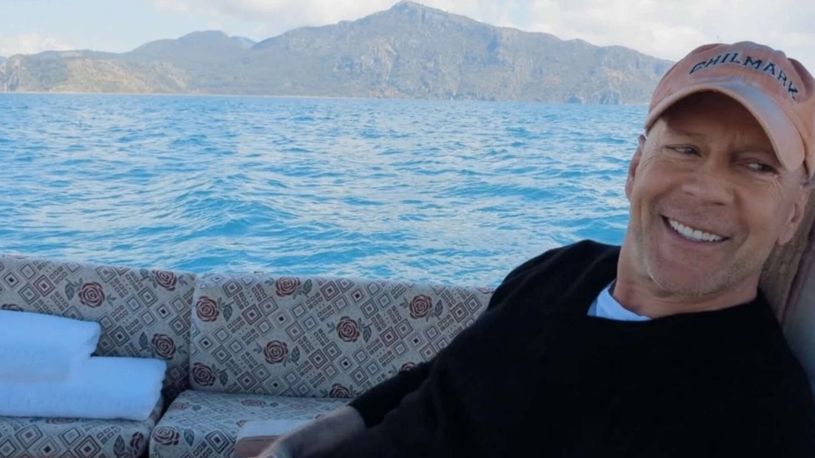 Bruce Willis seen in ultra-rare outing amid health battle