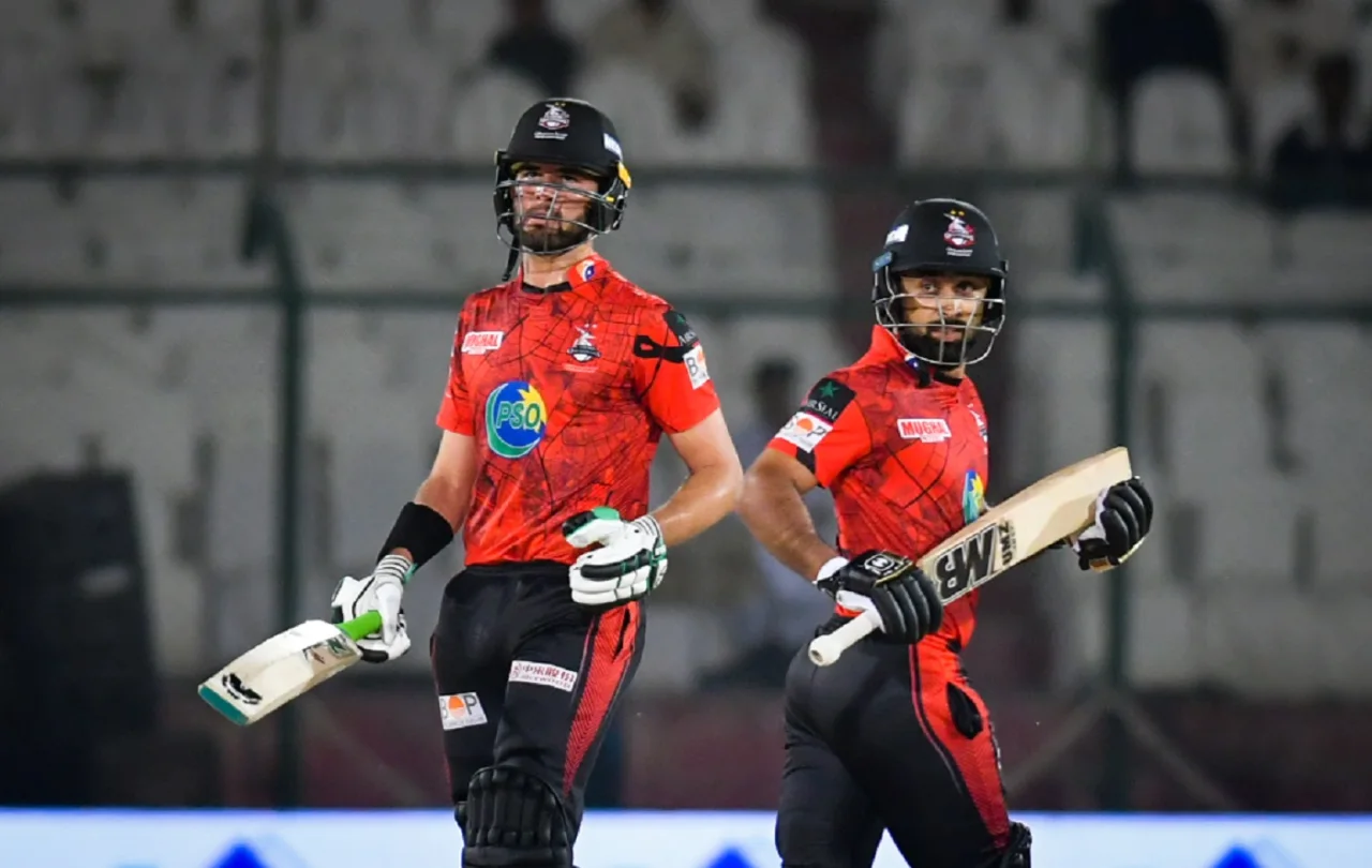 Who will replace Abdullah Shafique in Lahore Qalandars' GSL squad?