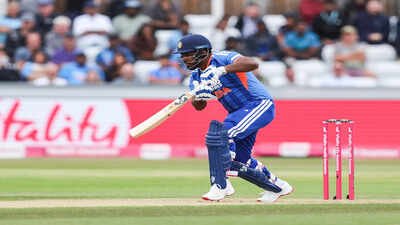 'Vaibhav will do very well, but...': Dinesh Karthik settles Sanju Samson vs Sooryavanshi debate