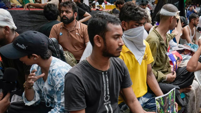 2 protestors injured CJP's 'Sansad Chalo': 2 protestors injured; 21-year-old on ventilator, another had pellet in eye