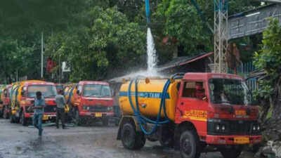 Hyderabad's Monsoon Tanker Demand Higher Than Summer's As El Niño Rainfall Deficit Hits Supply