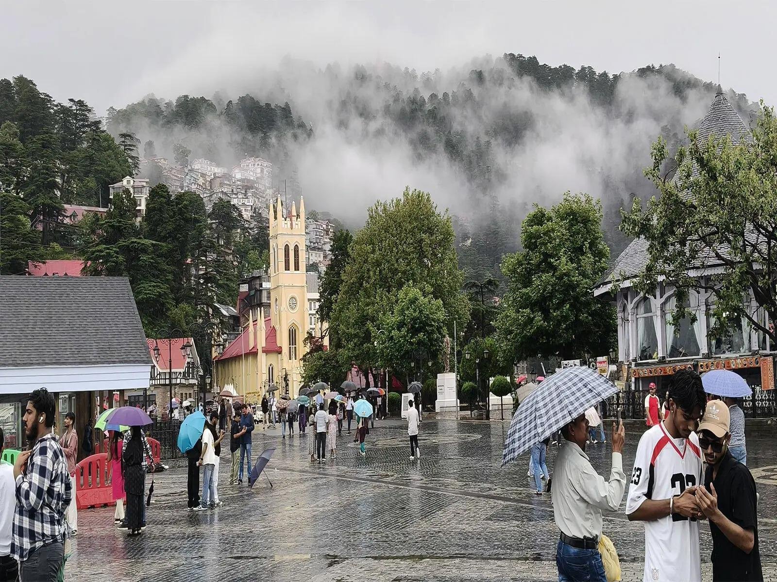 Heavy to very heavy rain alert for Himachal as monsoon intensifies; day temperatures drop across state.
