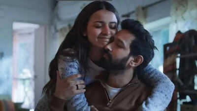 How much did Vikrant Massey charge for 'Musafir Cafe'? Salaries of entire cast including Vedika Pinto and Mahima Makwana revealed How much did Vikrant Massey charge for 'Musafir Cafe'? Salaries of entire cast including Vedika Pinto and Mahima Makwana revealed