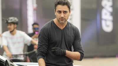 Aamir Khan's nephew Imran Khan joins students' protest in Mumbai; says, 'I'm here to show support and solidarity'
