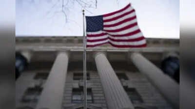 Representative image From 617 to 2,000 in 2025, Indians deported from US triple since 2023