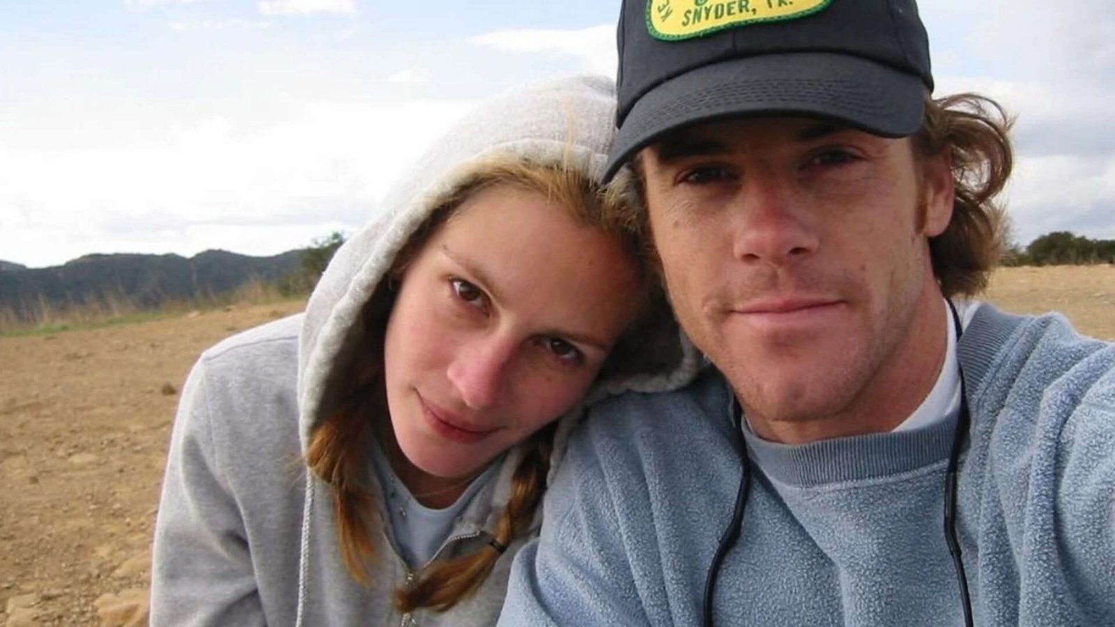 Julia Roberts and Danny Moder celebrate 24 years of marriage