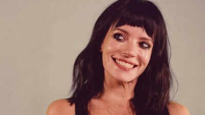 Lily Allen defends her one-hour show amid criticism: 'It's my artistic choice not to talk to the audience'