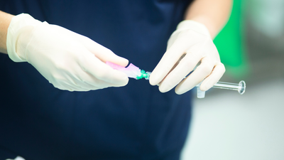 (Representative Image) Could a routine hair transplant turn dangerous? Rare anaesthetic complication linked to man's death explained