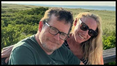 Michael J Fox reveals that being public about his Parkinson's diagnosis has been quite hard for his wife, Tracy Pollan. She, however, has stood by his side through everything. (Instagram) Michael J. Fox talks about Parkinson’s disease; admits going public affected his wife, Tracy Pollan: ‘it was really hard on her’