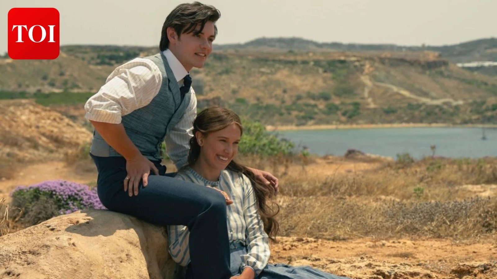 Millie Bobby Brown backs Louis Partridge for Bond rumours<br>