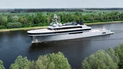 $500-million Nausicaa superyacht's radar shields are huge that its crew looks like insects cleaning them This $500-million superyacht’s radar shields are so huge, its crew looks like insects cleaning them; Marc Newson, famous for his work on Apple Watch, designed it for Japanese billionaire