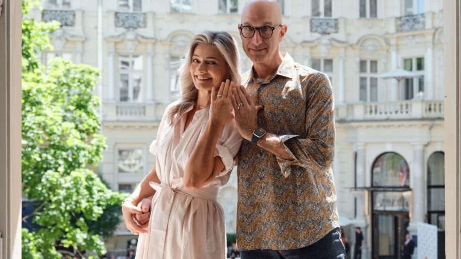 Paulina Porizkova reflects on finding love after feeling 'invisible' on dating apps
