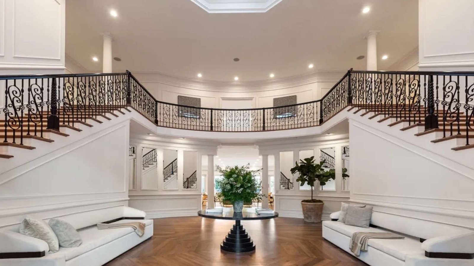 Picture courtesy: Instagram/ mansion rentals<br>