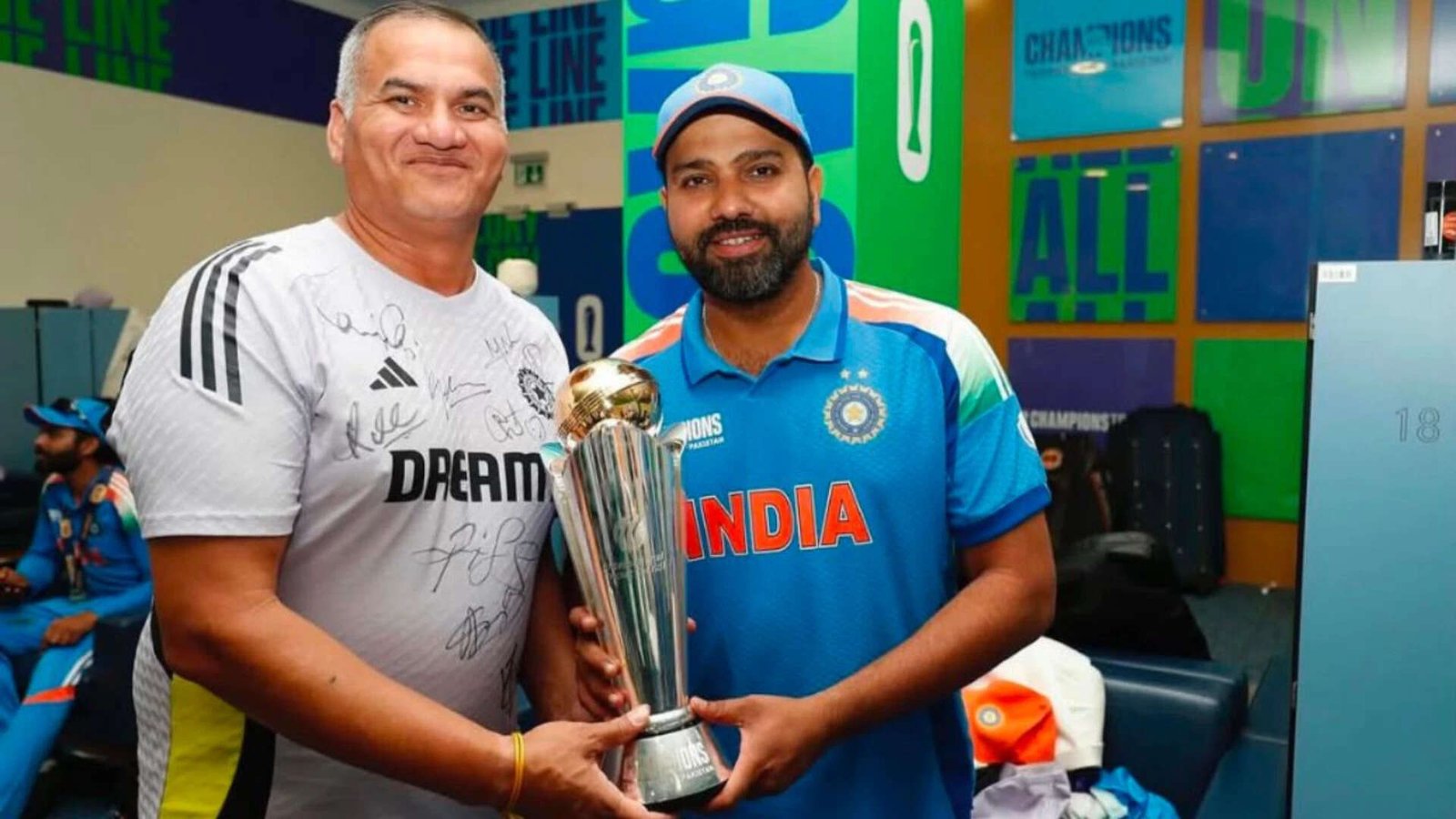 Rajeev Kumar with Rohit Sharma