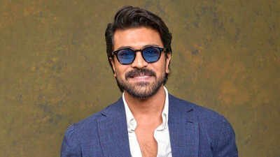 Ram Charan reaches Coimbatore hospital with Chiranjeevi and Upasana for wrist surgery after 'Peddi' shoot injury - Reports Ram Charan reaches Coimbatore hospital with Chiranjeevi and Upasana for wrist surgery after 'Peddi' shoot injury - Reports