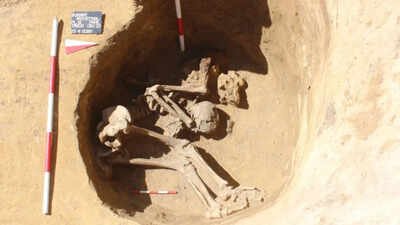 Researchers found skeletons and parts of skeletons in shallow graves. (Picture: ArU SAS) 1,800-year-old Roman camp linked to Marcus Aurelius found in Slovakia; possible soldiers lay in pits and wells with armour left behind