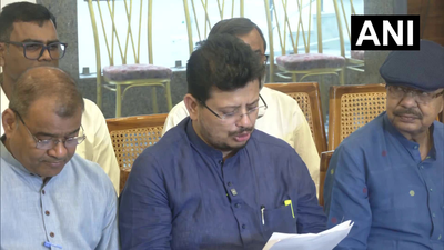 Ritabrata Banerjee declares Anubrata Mandal as party president of Birbhum district Another setback to Mamata Banerjee: Didi confidant Anubrata Mandal joins rebel camp