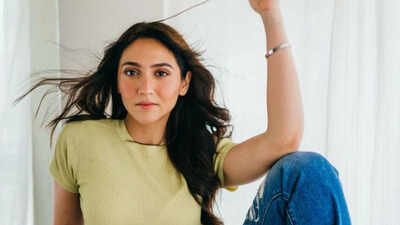 Sahiba Bali shuts down dating speculation with Arjun Kapoor asks media to show CJP protest held in London instead: 'Dear media stop speculating my dating life' Sahiba Bali shuts down dating speculation with Arjun Kapoor asks media to show CJP protest held in London instead: 'Dear media stop speculating my dating life'