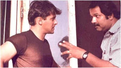 One message from Salman Khan reignited Suresh Krissna's passion to make a love story in Bollywood.(Image Credit: Instagram) Suresh Krissna credits Salman Khan for his return to Hindi romance drama: ‘His one message meant more than words can express’
