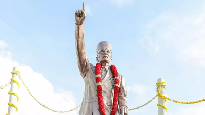 BJP MLA questions own government sitting on resolution seeking Bharat Ratna to Savarkar 'Your actions don't match your ideology': BJP MLA questions own government sitting on resolution seeking Bharat Ratna to Savarkar