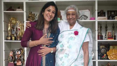 Picture Credit: Instagram Shweta Mohan pens a moving tribute on 'losing a piece of her heart' after S. Janaki’s demise: 'The best singer this world has ever seen'