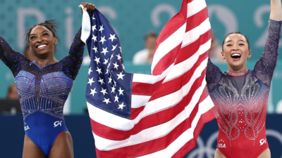 “That’s simply crazy to me”: Suni Lee reveals Simone Biles’ routines push gymnasts to their breaking point (Image via Getty) Simone Biles shares glamorous ESPYS 2026 BTS moments with Suni Lee after Olympic star announces comeback