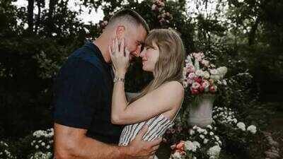 Taylor Swift and Travis Kelce wedding: Venue, 1,000 guest list, timings and everything we know so far Taylor Swift and Travis Kelce wedding: Venue, 1,000 celebrity guest list, timings and everything we know so far