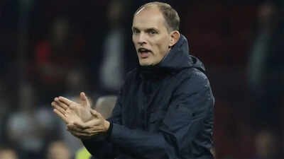Thomas Tuchel (via AP) England team receive embarrassing welcome by fans in Mexico City ahead of crucial FIFA World Cup R16 clash